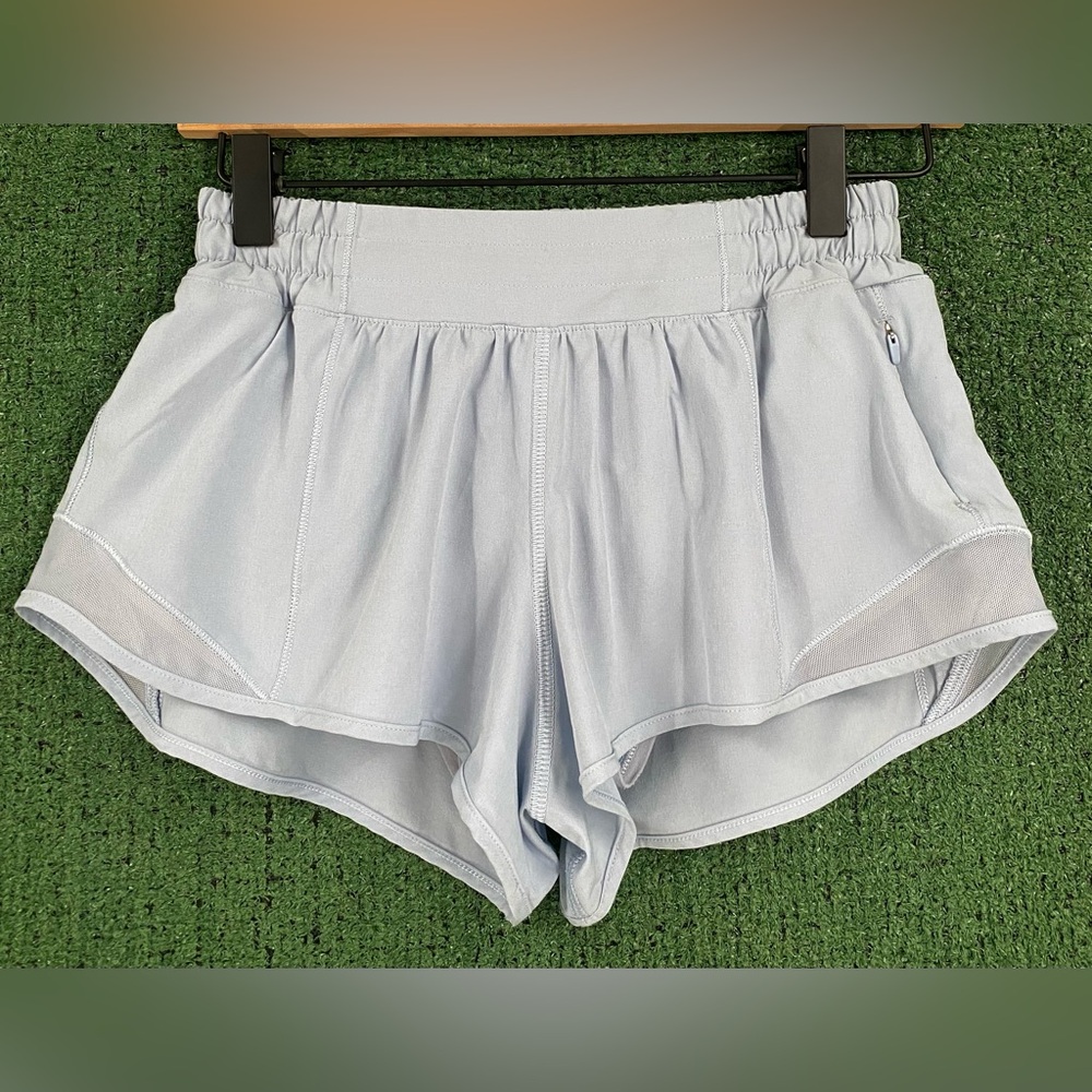 Lululemon Hotty Hot Silver Lilac Purple Lined Short Shorts Women’s Size 4